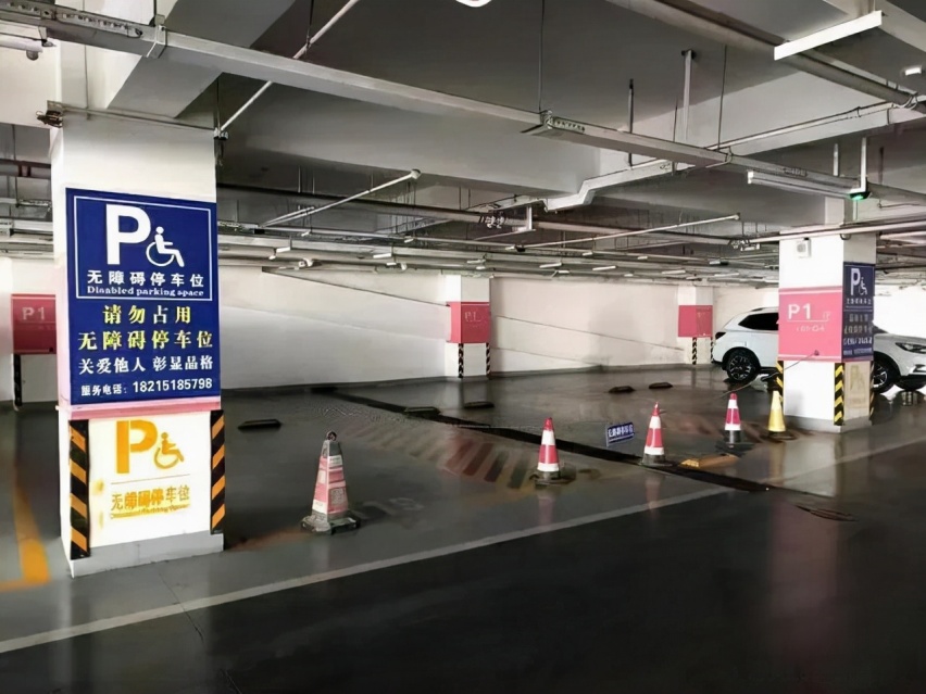 兰州中川机场停车费一天多少钱，兰州中川机场哪里停车便宜？