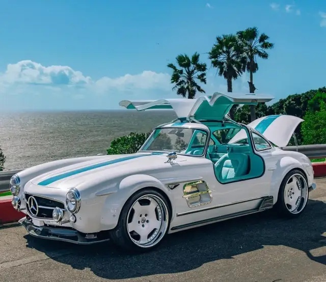 30万的特斯拉Model 3改成千万神车奔驰300SL，看完心动了！