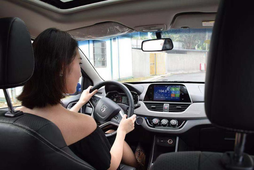 人生第一辆车，到底是选新车还是二手车？都有什么优势和坑？
