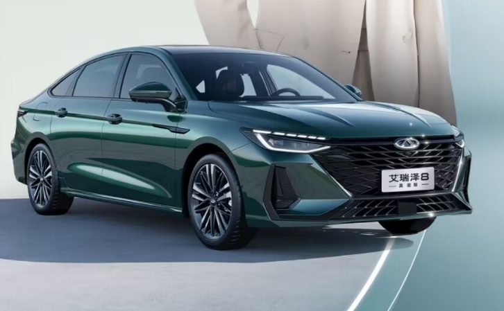 2.0T+四出排气 12.99万就能买到艾瑞泽8高能版 轩逸是对手？