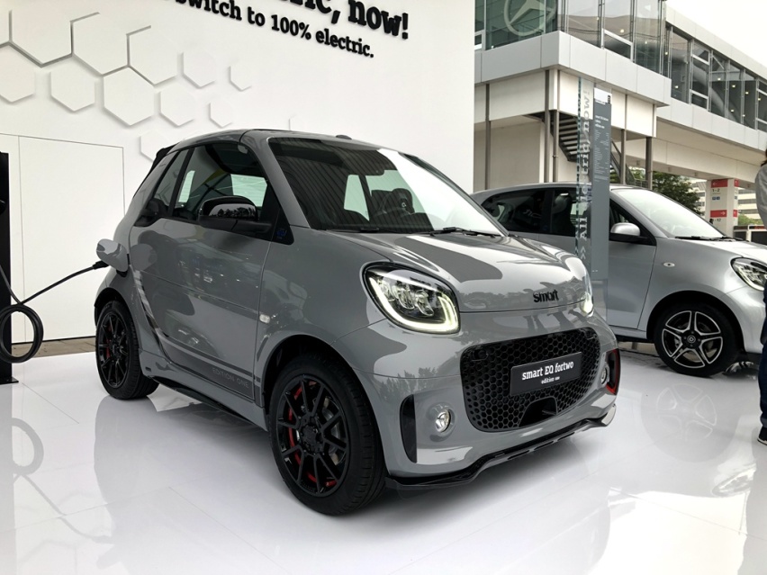 autohomecar__ChsEnl13RbmAMWaaAB26w-XYsBE718