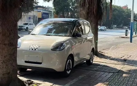 【E汽车】全新五菱宏光MINIEV三门版车型最新实车组图发布