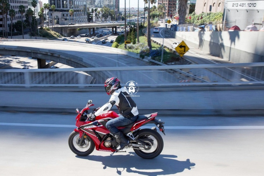 本田CBR300R 2020款发布 售价约合人民币3.3万