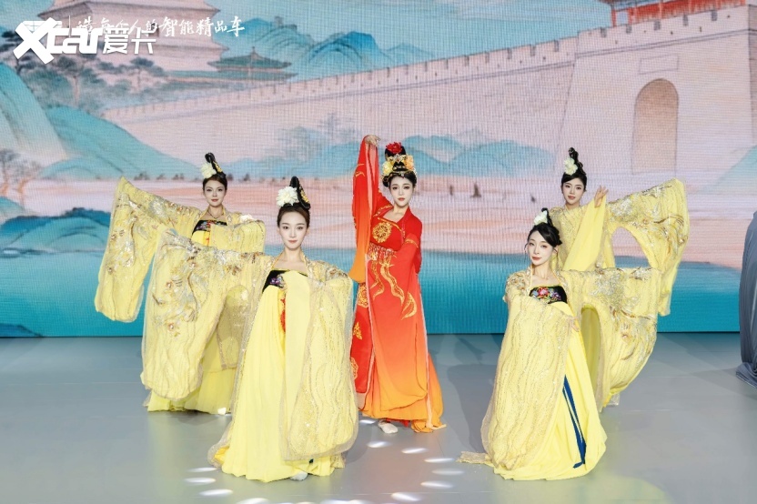 九年销冠再进阶 吉利中国星i-HEV智擎混动西安正式上市