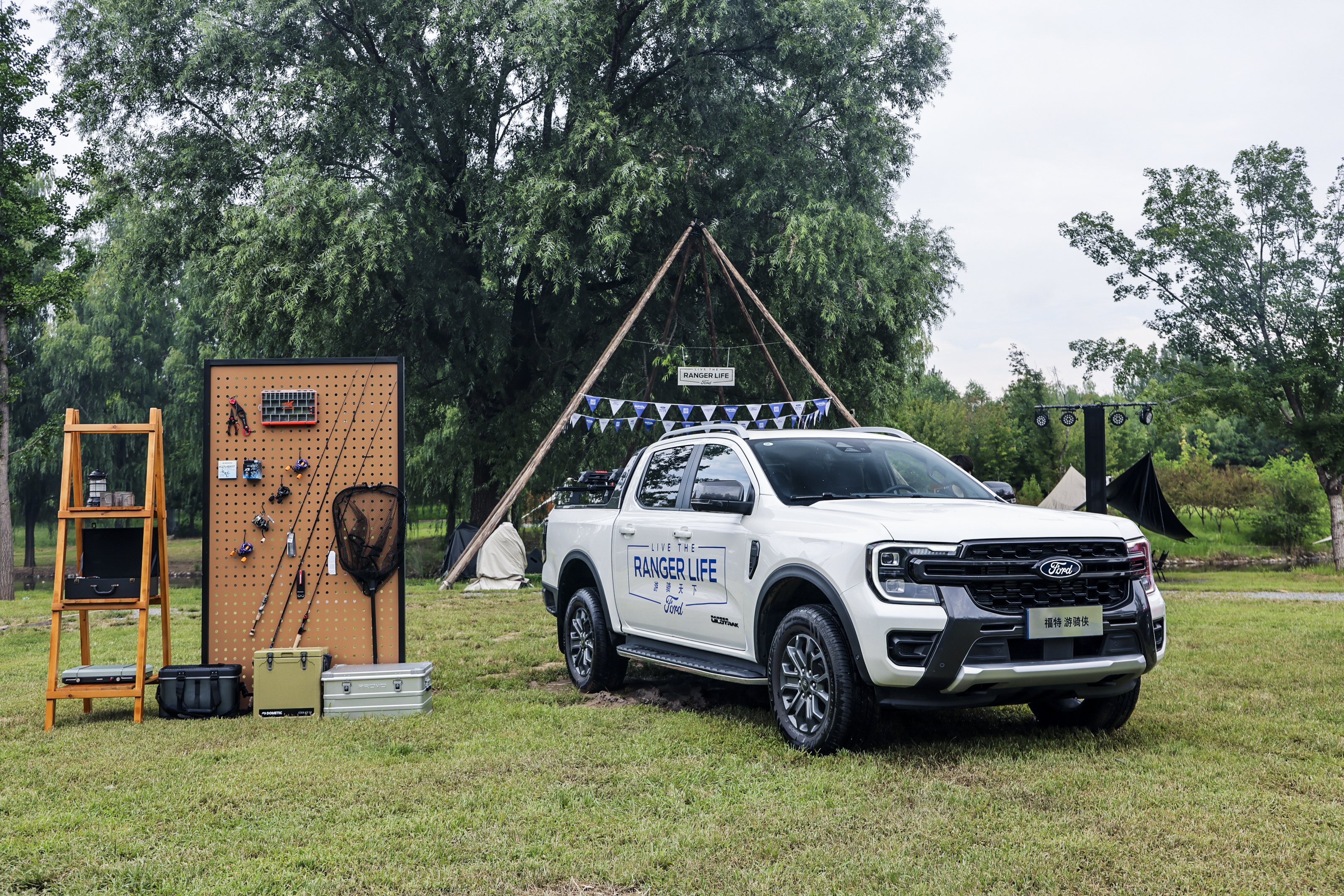 ����Ƥ����피���ѵ�ȫ���ęn