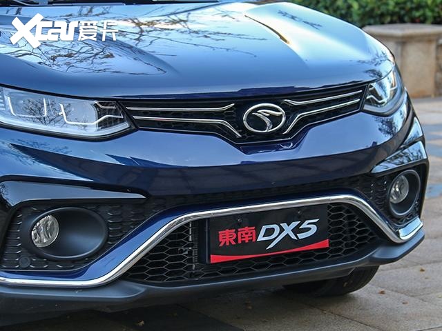 抚仙湖试驾东南DX5 又美又高性价比的家用车 来沾点仙气