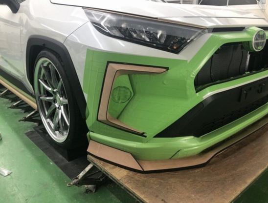 丰田RAV4改装，低趴加四出，你喜欢吗？