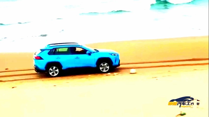 映璇汽车工作室前后悬更短、三种四驱可选 ，新一代RAV4荣放