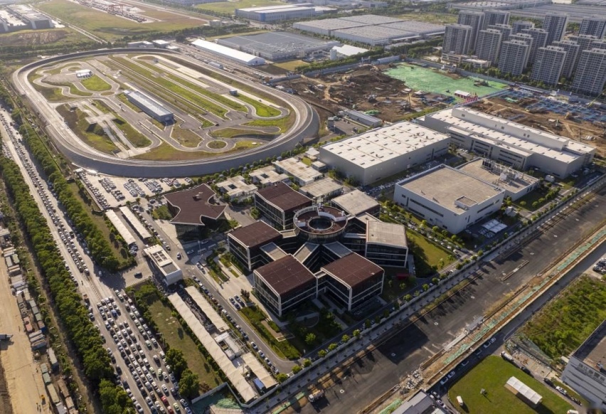 “大”有不同 大众首款智能电动轿跑SUV ID. 与众正式上市