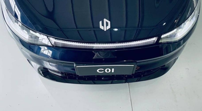 C位出道，零跑C01展现硬核实力丨新车