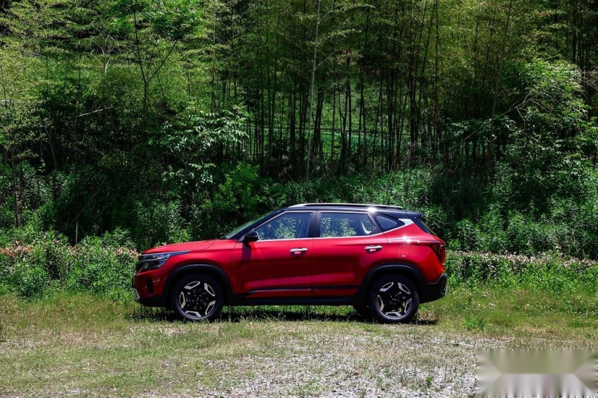 本土新战略大成之作 起亚赛图斯为什么是“有潮有趣Z世代SUV”？