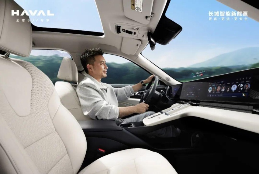 卷王来了!15万入手插混四驱中型SUV,17万买5米旗舰家轿