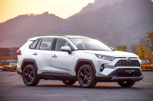 一汽丰田全新RAV4荣放：重返热血年少