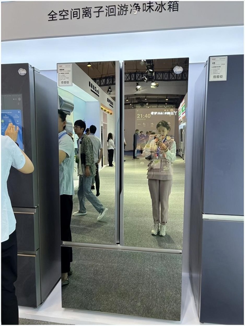 聚焦科技创新，澳柯玛多款新品及场景化方案亮相2023中国电博会