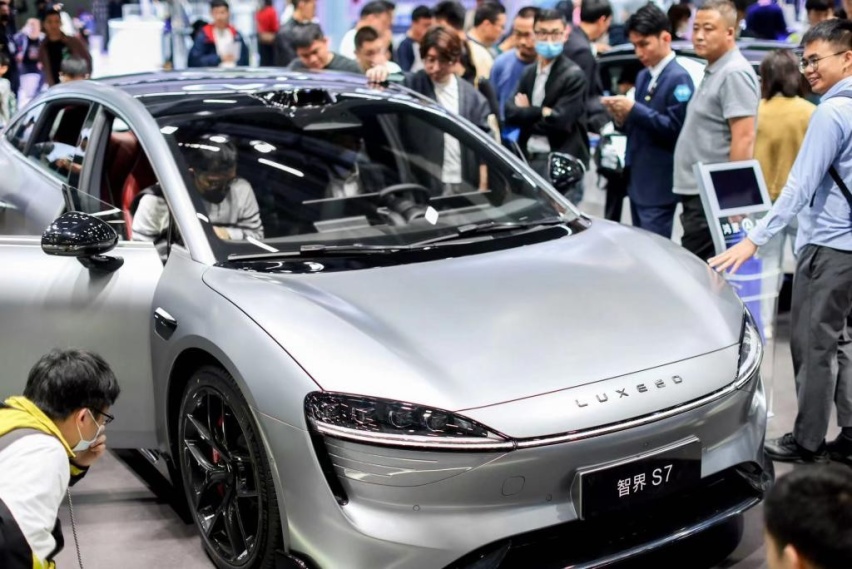 智界S7有实力掀翻Model 3，可这定价怎么让人买单？