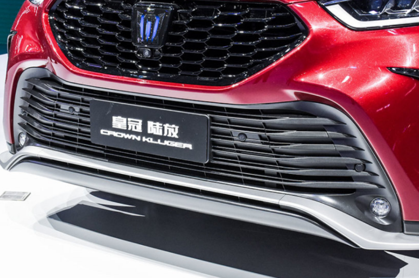 旗舰SUV该是什么样？看过皇冠陆放后，你心里就有数了