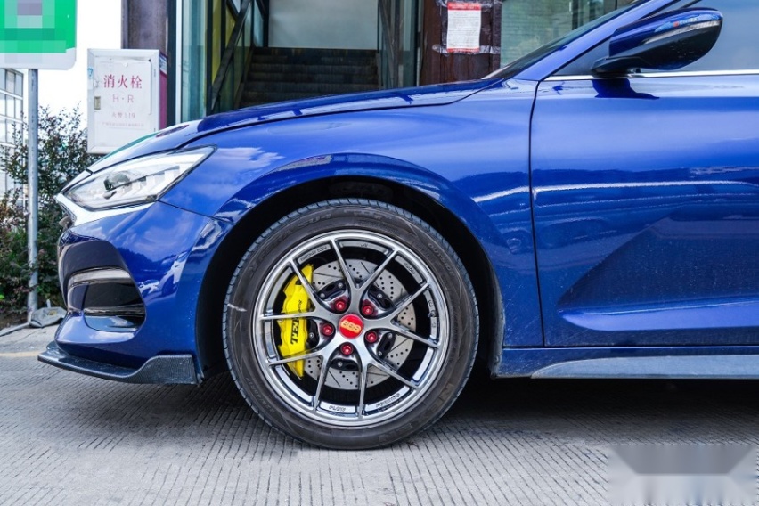现代菲斯塔前轮刹车改装案例，升TEI Racing前P40NS刹车套装