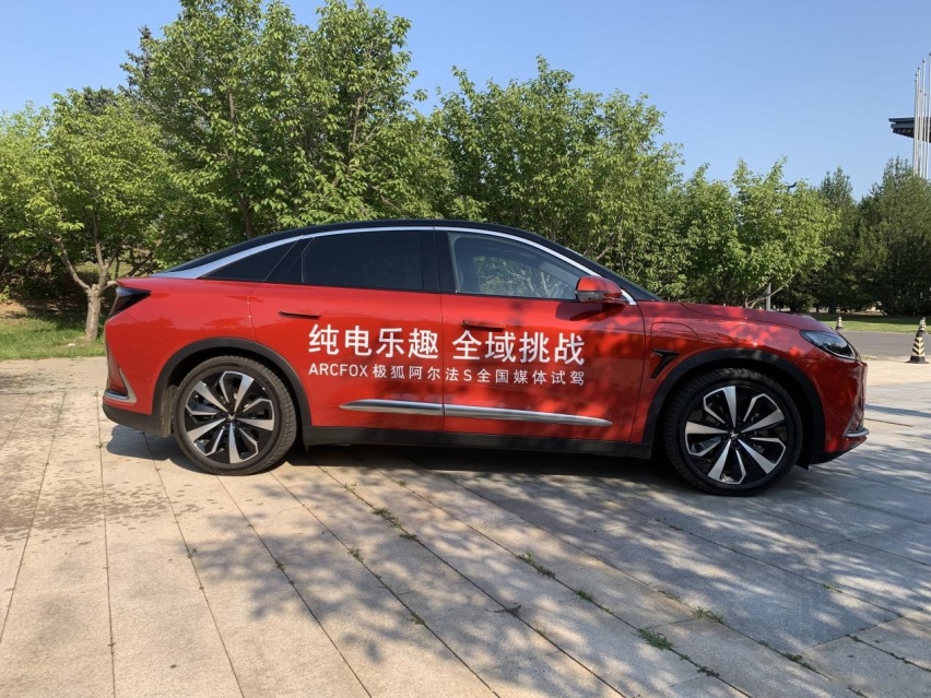 极狐阿尔法S，它是有实力？还是只有噱头？