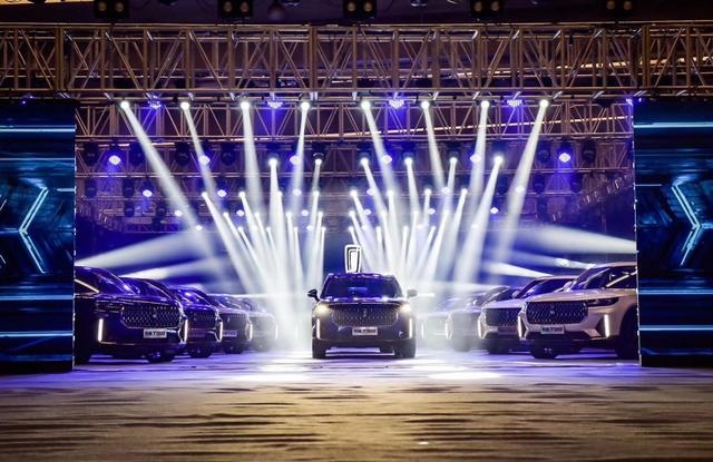 又一款国产中大型SUV，内饰媲美奔驰，15万会卖疯？