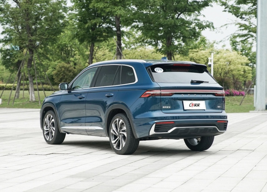 油耗4.7L！15万买2.0T顶配 一大波全新SUV来袭 不等绝对后悔