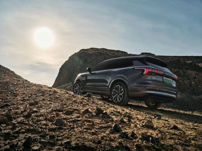 褪去浮华归本真，30万级家用SUV，到底该追求什么？