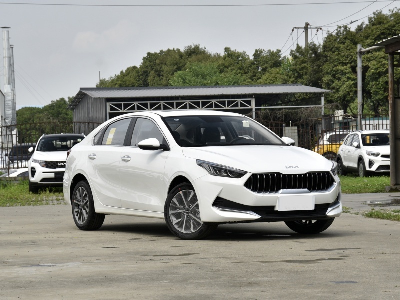 起亚K3正式上市 1.5L/1.4T两种动力 售10.98-13.18万元