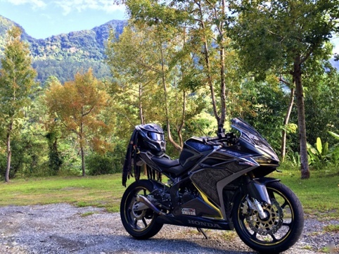 名副其实的赛车，本田CBR250RR车主骑行体验