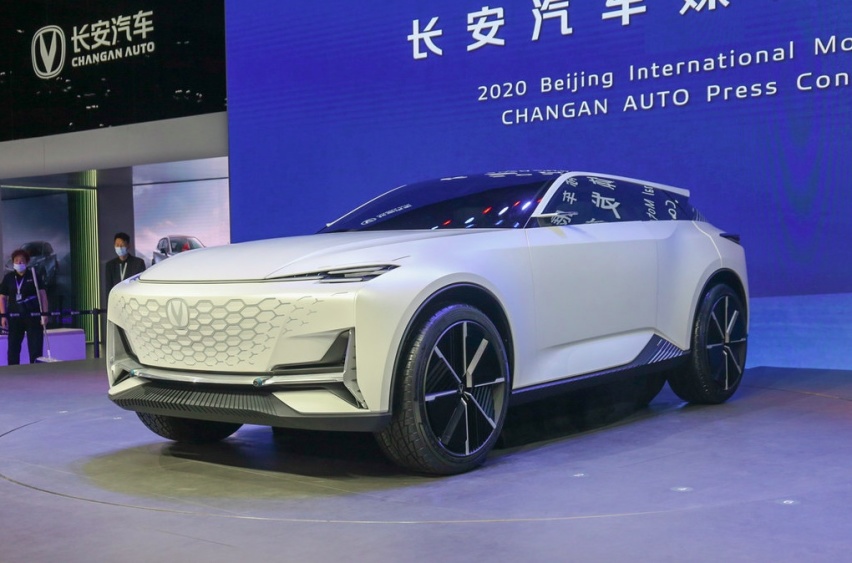 迈巴赫GLS、傲虎领衔 | 11月份都有哪些SUV即将亮相？