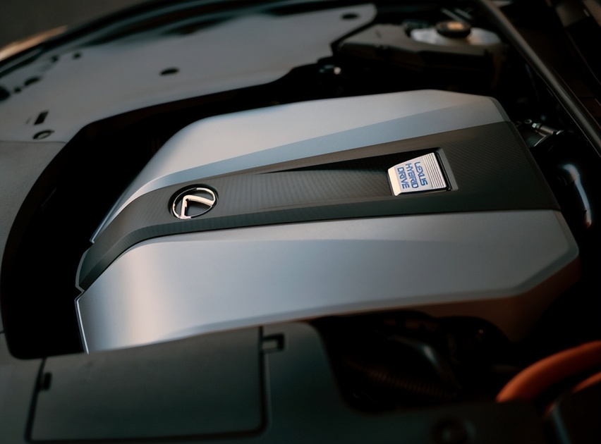 5年都没变样，搭载3.5L V6发动机，带你看雷克萨斯LS