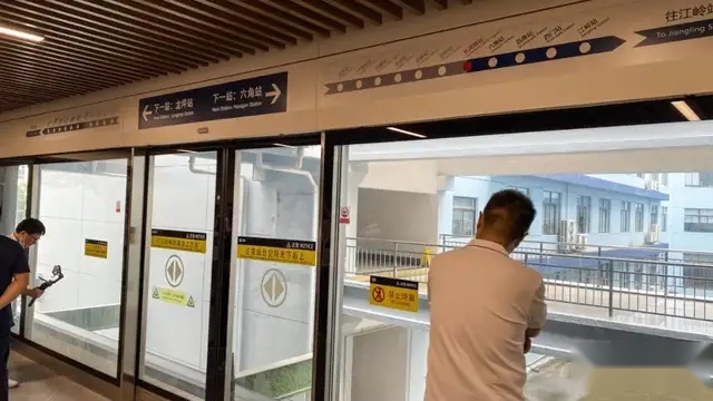 为何比亚迪每一步都能踩上风口?巴菲特投资他有多赚?