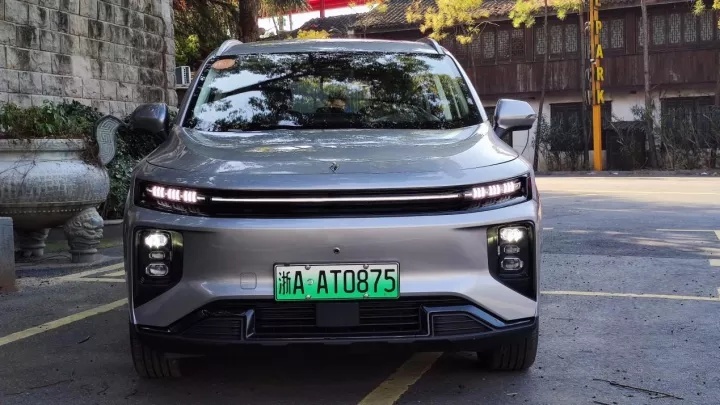 试驾官丨评测睿蓝9，10万级纯电7座SUV，还能换电？