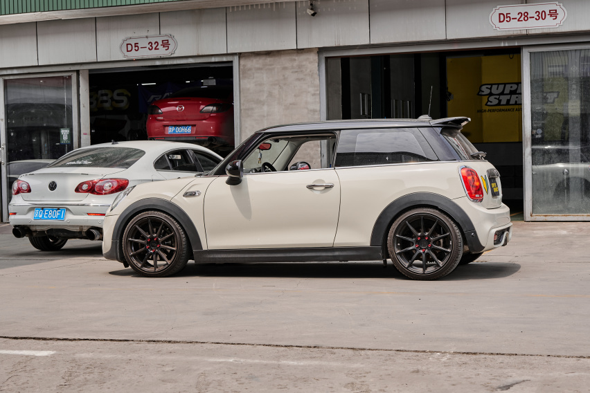 享受驾驶乐趣 MINI F56改装KWSC街道舒适版绞牙避震