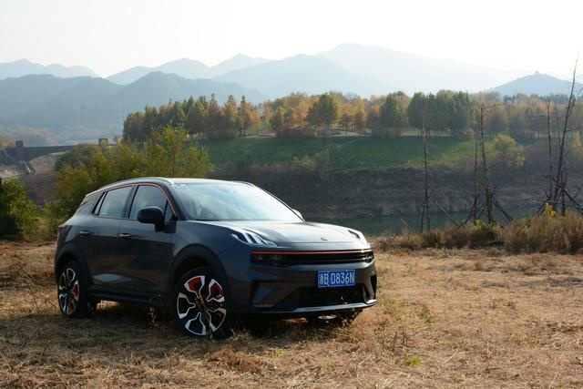 实现“手表控车”，领克06成为同级别最酷车型？