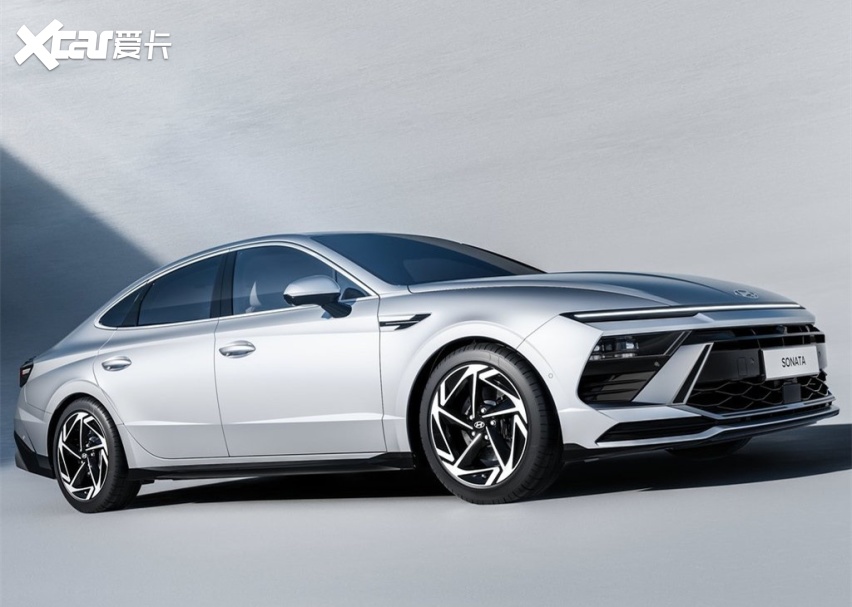 不到三年就换代？这韩系中型车全面更新 还有2.5T高性能版！