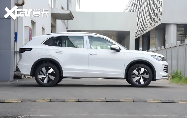 20万级家用SUV怎么选？华境S、途观L、零跑D19，热门车型横评