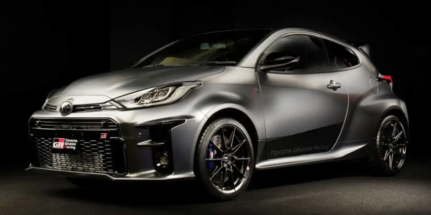 八速自动变速箱、300匹马力，2024款丰田GR Yaris