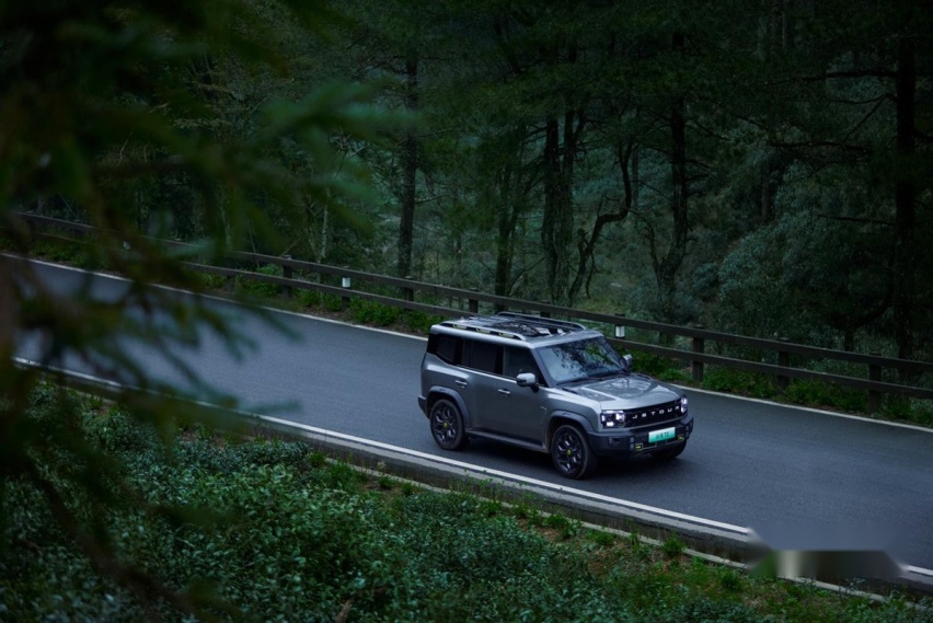 旅行越野超混SUV 捷途山海T2正式上市 售价17.99万元起