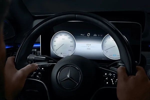 国产飞行家50.98万起，新卡罗拉要推跨界版