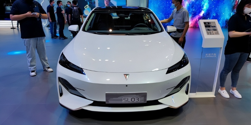 无框门+掀背+后驱,对标Model 3长安轿跑,增程/纯电/氢能