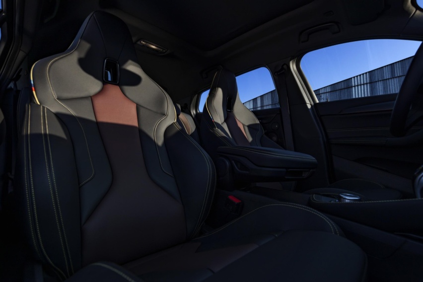 比X1更运动的宝马跨界SUV，入门即2.0T，现款优惠后不到20万