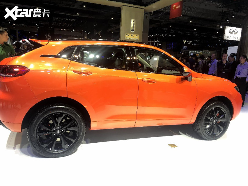 映璇汽车工作室上海车展wayvv5倾橙版实车亮相炫酷车身