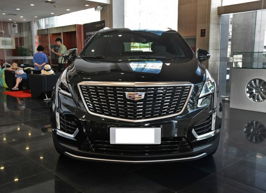 32万预算，凯迪拉克XT5与沃尔沃XC60，你会怎么选？