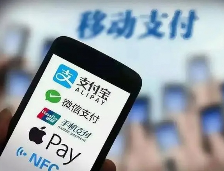 半幅式方向盘禁止上牌？背了线控转向的锅