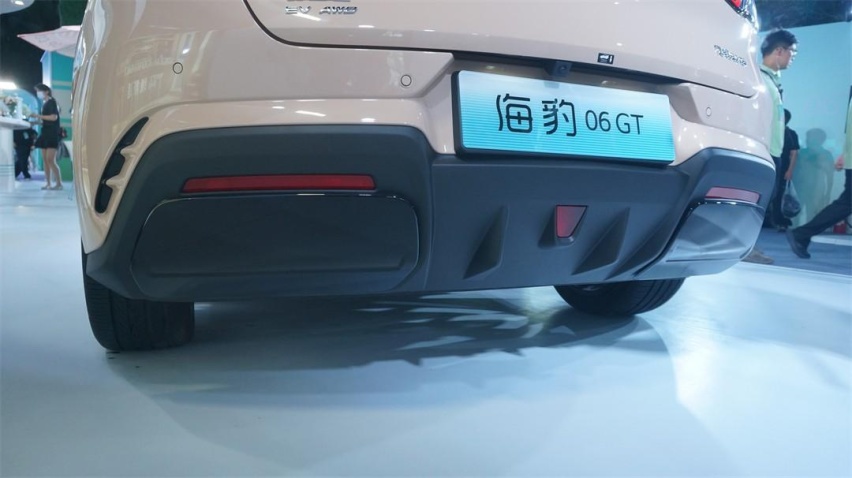 比亚迪“小钢炮”终于来了,13.68万元起售,海豹06GT能火吗?