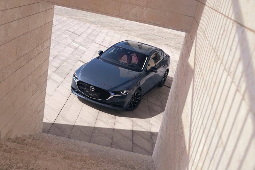 年轻人买车，就选自己喜欢的！MAZDA 3 昂克赛拉黑曜版车型解析