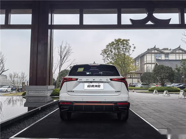 试驾哈弗神兽，驾控、科技适合年轻人，但刹车调校略有瑕疵