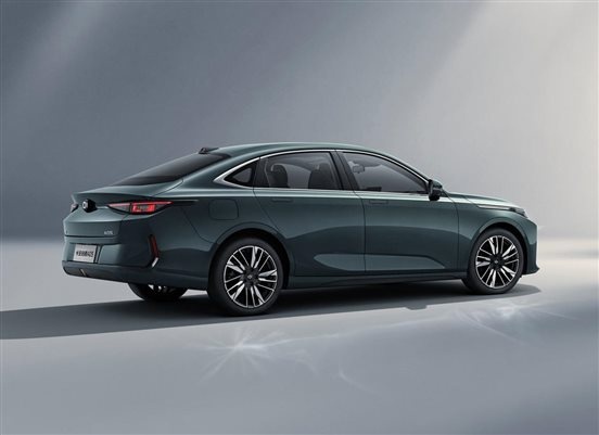 1400x0_1_q95_autohomecar__Chtlx2UyODiAf1SgAApS4Ps8bxg665