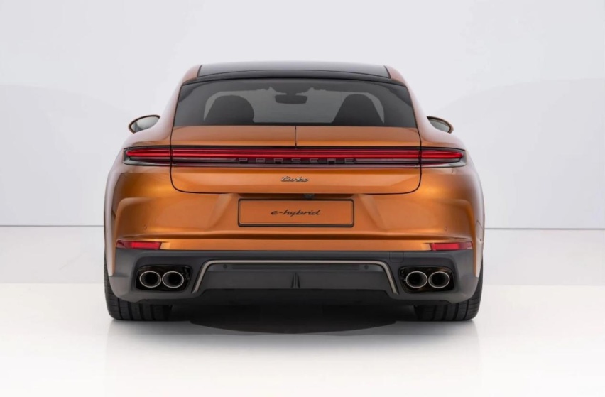 第三代保时捷Panamera，会跳舞的悬挂，与云辇悬挂有这几点不同