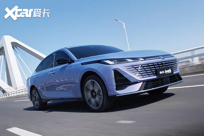 你知道长安油车省油有多牛？蓝鲸超擎混动实测油耗已榨到1.6L 以前，我