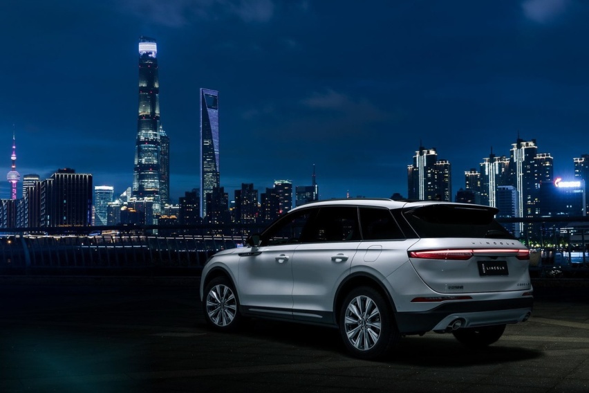 林肯冒险家和沃尔沃XC40全方位对比，哪一款更适合开回家？